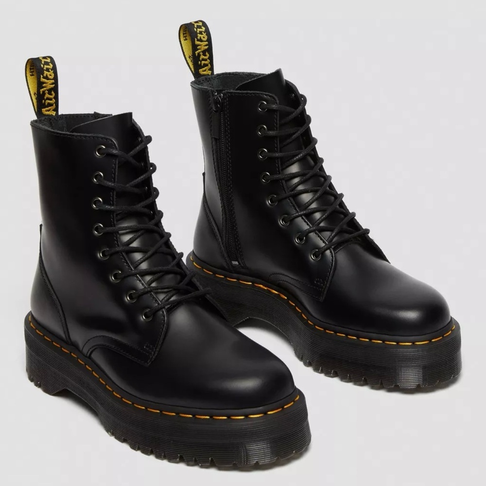Dr. Martens Jadon Smooth Leather Boot